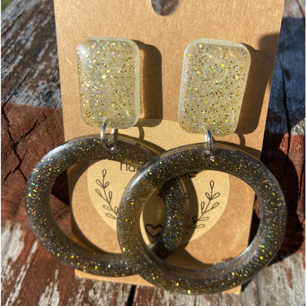 💋2/$14💋 Fabulously Funky Handmade Resin Earrings